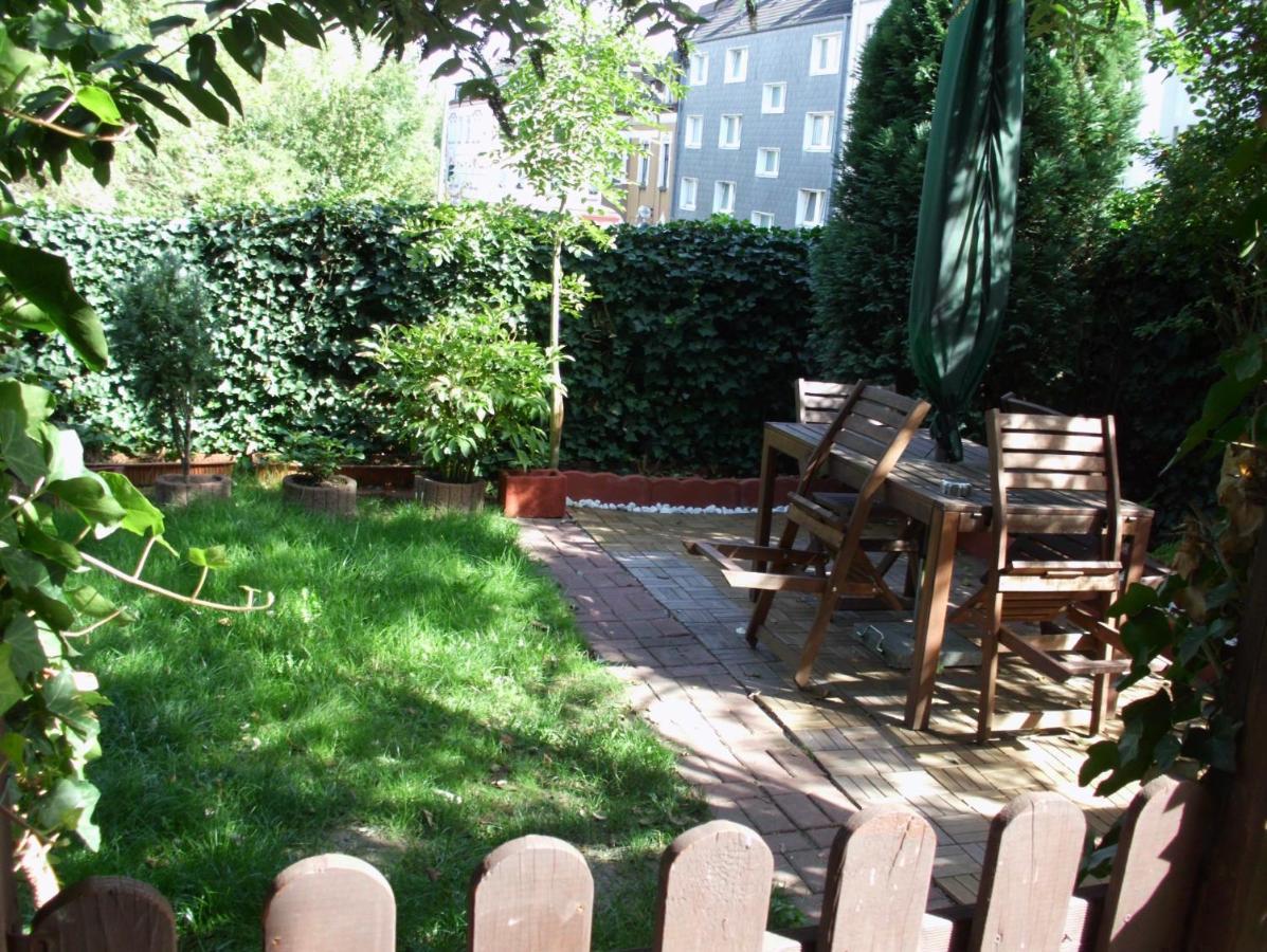 Lovely Apartment 2 Et Inkl Parkplatz Nach Verfuegbarkeit Essen Luaran gambar
