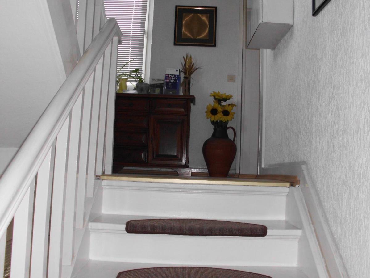 Lovely Apartment 2 Et Inkl Parkplatz Nach Verfuegbarkeit Essen Luaran gambar